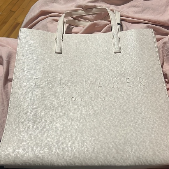 X SOLD X 
Ted Baker Off-White Embossed Tote - Picture 4 of 6
